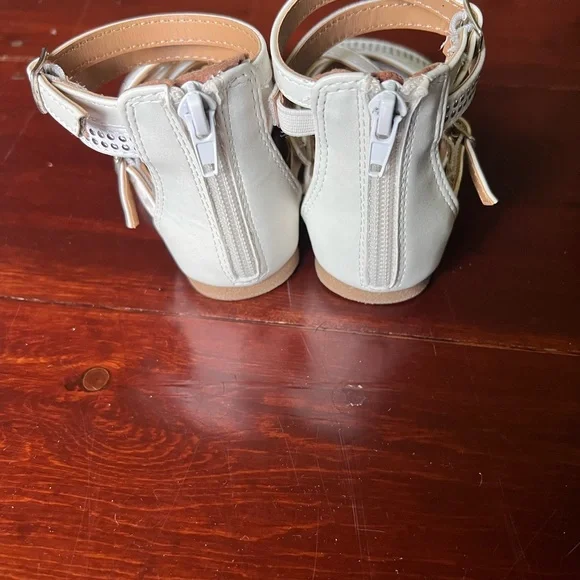 White summer sandals open toe little girls size 12 - Picture 5 of 6